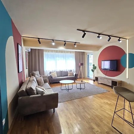 Urban 3 Bedroom 125m2 Flat & Free Parking Daire Üsküp